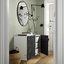 ترکیب ذخیره سازی با درب ایکیا مدل IKEA BESTÅ رنگ سفید برگسویکن/اسارپ/جلوه مرمر سیاه