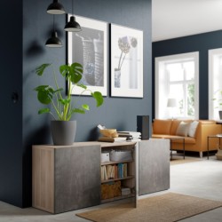 ترکیب ذخیره سازی با درب ایکیا مدل IKEA BESTÅ رنگ اثر گردوی رنگ آمیزی خاکستری کالویکن/اثر بتن خاکستری تیره