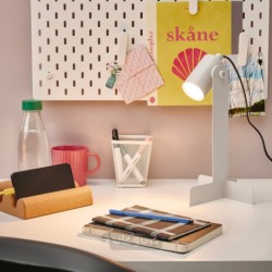 چراغ رومیزی ایکیا مدل IKEA FLOTTILJ رنگ رنگ بژ